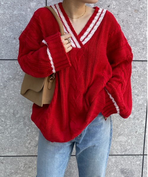 yuue' ( wear )(ユーイ)の「オーバーサイズケーブルニット(ニット/セーター・レディース・ネイビー/ホワイト/レッド・FREE)」の5枚目の写真