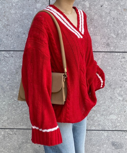 yuue' ( wear )(ユーイ)の「オーバーサイズケーブルニット(ニット/セーター・レディース・ネイビー/ホワイト/レッド・FREE)」の6枚目の写真