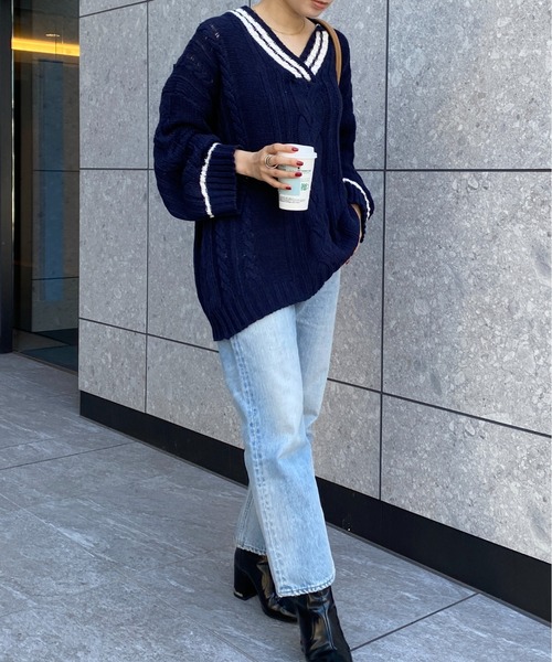 yuue' ( wear )(ユーイ)の「オーバーサイズケーブルニット(ニット/セーター・レディース・ネイビー/ホワイト/レッド・FREE)」の10枚目の写真