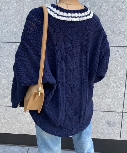 yuue' ( wear )(ユーイ)の「オーバーサイズケーブルニット(ニット/セーター・レディース・ネイビー/ホワイト/レッド・FREE)」の15枚目の写真