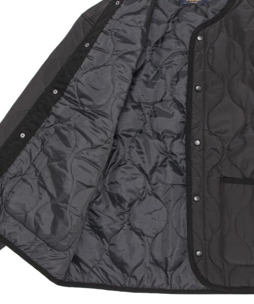 Grand PARK（グランドパーク）の「ライナーキルト中綿ブルゾン（ノーカラーコート・メンズ・ブラック/グレー/オリーブ・MEDIUM/LARGE/X-LARGE）」の4枚目の写真