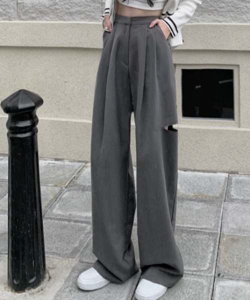 Vipoa(ヴィポア)の「サイドカットアウトワイドレッグパンツ(スラックス・レディース・ブラック/グレー・MEDIUM/LARGE)」の2枚目の写真