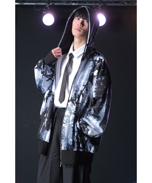 ankoROCK（アンコロック）の「モノクロ完全体ゾンビパーカー -オーバーサイズ-（パーカー・レディース・A・ONE SIZE）」の10枚目の写真