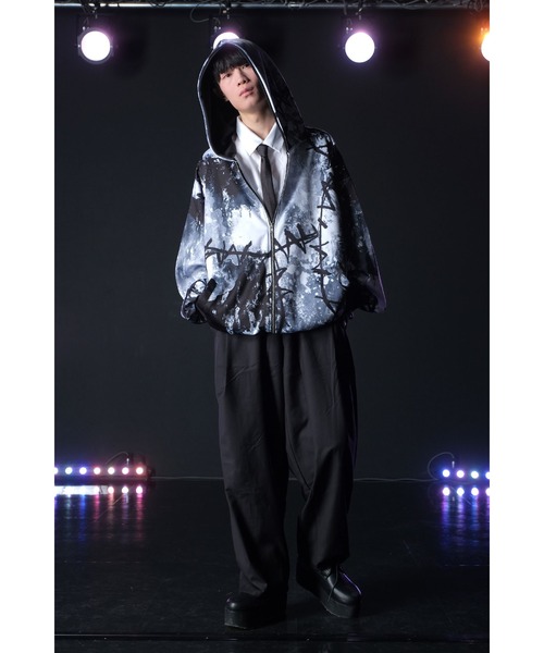 ankoROCK（アンコロック）の「モノクロ完全体ゾンビパーカー -オーバーサイズ-（パーカー・レディース・A・ONE SIZE）」の9枚目の写真