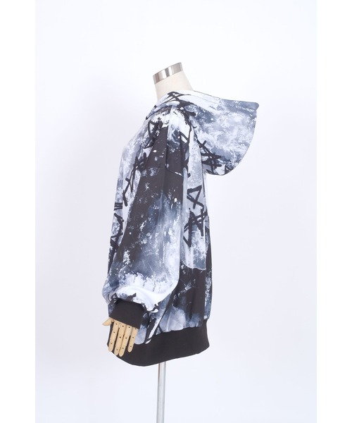 ankoROCK（アンコロック）の「モノクロ完全体ゾンビパーカー -オーバーサイズ-（パーカー・レディース・A・ONE SIZE）」の5枚目の写真