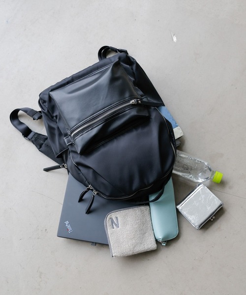 GLOBAL WORK（グローバルワーク）の「撥水軽量12ポケットリュック/163158（バックパック/リュック・レディース・ブラック/その他/ライトベージュ/カーキ/レオパード/アイボリー/ライトグレー/オレンジ・ONE SIZE）」の20枚目の写真