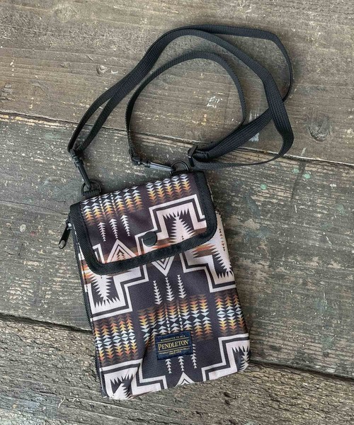 PENDLETON(ペンドルトン)の「【 PENDLETON / ペンドルトン 】 ネックポーチ NECKPOUCH(ショルダーバッグ・レディース・グレー/ブラック/グリーン・FREE)」の2枚目の写真