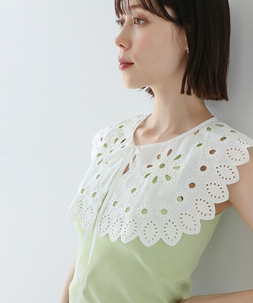 Ray BEAMS（レイビームス）の「Ray BEAMS / スカラップ ビッグ つけ襟（その他小物・レディース・ホワイト/ブラック・ONE SIZE）」の3枚目の写真