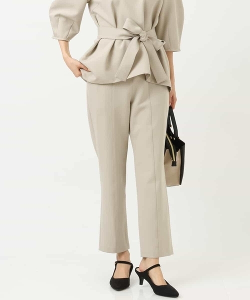 a.v.v（アーヴェヴェ）の「2SET ボリュームスリーブブラウスパンツセット（ワンピース・レディース・ベージュ/ネイビー・38/40/42/36/34）」の4枚目の写真