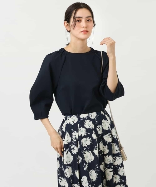 a.v.v（アーヴェヴェ）の「2SET ボリュームスリーブブラウスパンツセット（ワンピース・レディース・ベージュ/ネイビー・38/40/42/36/34）」の11枚目の写真