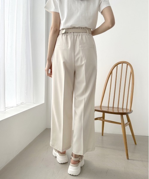 OLIVE des OLIVE（オリーブデオリーブ）の「【WEB限定】ベルト付きスラックスパンツ（スラックス・レディース・アイボリー/サックスブルー/ピンク/チャコールグレー・FREE）」の7枚目の写真