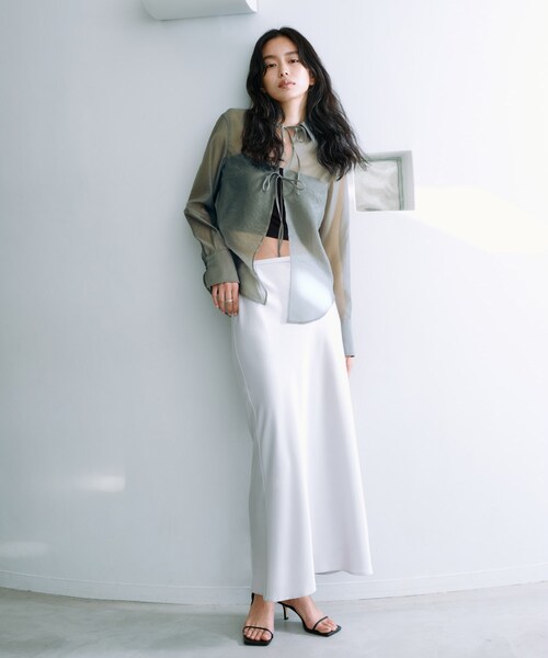 CODE A(コードエー)の「ribbon sheer blouse(シャツ/ブラウス・レディース・カーキ/アイボリー・00)」の11枚目の写真