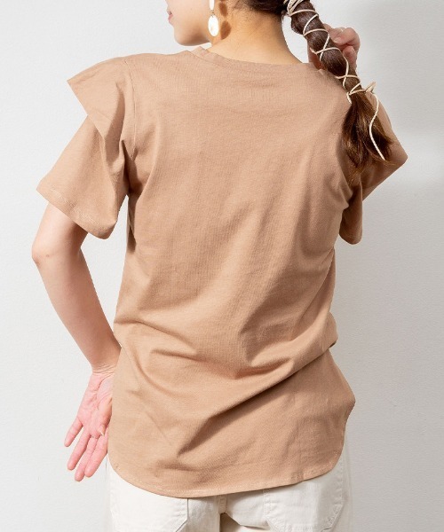 atONE（アットワン）の「atONE ボリュームタック袖Ｔシャツ（Tシャツ/カットソー・レディース・ブラック/モカ/オフホワイト・3L/LL/M/L/4L）」の15枚目の写真