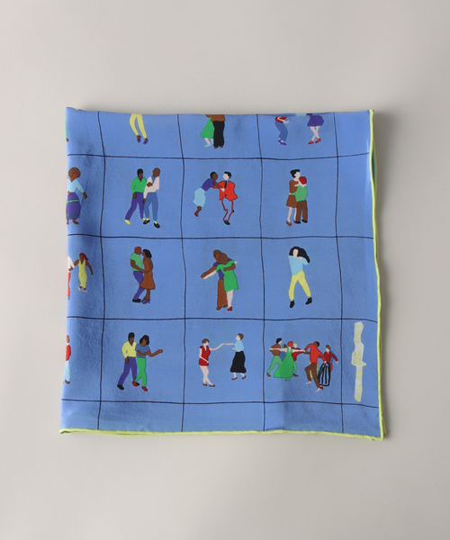 mii（ミー）の「【Mii / ミイ】 SCREEN PRINTED SQUARE SCARF：スカーフ（バンダナ/スカーフ・レディース・ホワイト系その他・SMALL）」の4枚目の写真