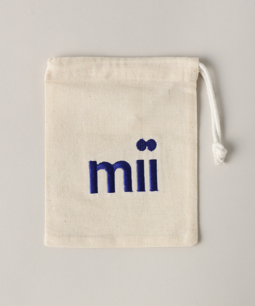 mii（ミー）の「【Mii / ミイ】 SCREEN PRINTED SQUARE SCARF：スカーフ（バンダナ/スカーフ・レディース・ホワイト系その他・SMALL）」の7枚目の写真