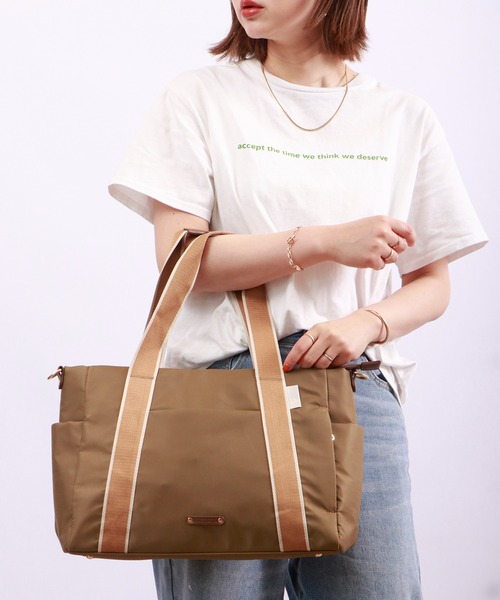 ROOTOTE(ルートート)の「ROOTOTE 7ポケット2WAYナイロントートバッグ(トートバッグ・メンズ・レッド/ベージュ/ネイビー/グレー/ブラック・FREE)」の4枚目の写真