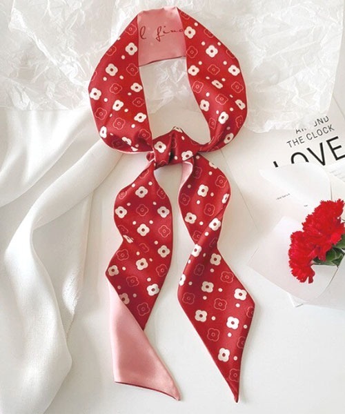 お値下げ✴︎バレンティノ リバーシブル リボンスカーフ お値下げ