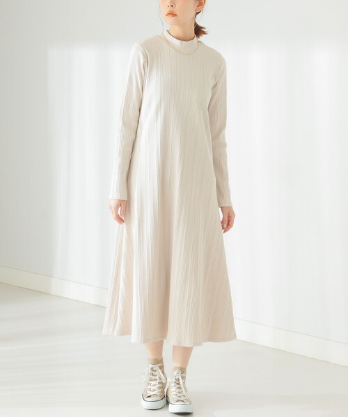 B:MING by BEAMS（ビーミングバイビームス）の「B:MING by BEAMS / リブ モックネック ワンピース（ワンピース・レディース・ブラック/ライトベージュ・FREE）」の19枚目の写真