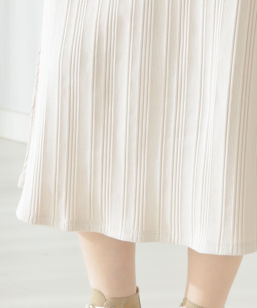 B:MING by BEAMS（ビーミングバイビームス）の「B:MING by BEAMS / リブ モックネック ワンピース（ワンピース・レディース・ブラック/ライトベージュ・FREE）」の14枚目の写真