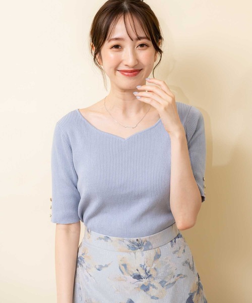 NOELA（ノエラ）の「ゴールドボタンハートネックニット（ニット/セーター・レディース・イエロー/オフホワイト/ピンク/サックスブルー・フリー）」の18枚目の写真
