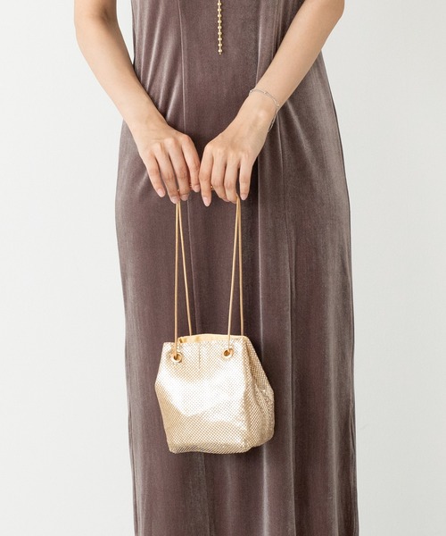 Kana(カナ)の「メタリック メッシュ 2way ショルダー 巾着 バック 結婚式 お呼ばれ オケージョン(ハンドバッグ・レディース・シルバー/ゴールド/ブラック・フリー)」の10枚目の写真