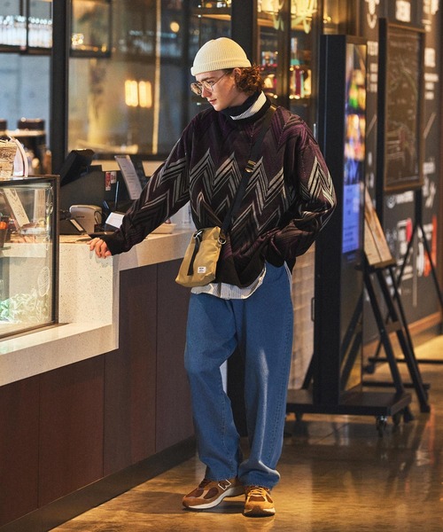 EMMA CLOTHES(エマクローズ)の「ジャガードランダムクラシックヘリンボーンクルーネックニット EMMA CLOTHES(ニット/セーター・メンズ・グレー系/グリーン系/アイボリー系/ブラック系・L/M)」の18枚目の写真