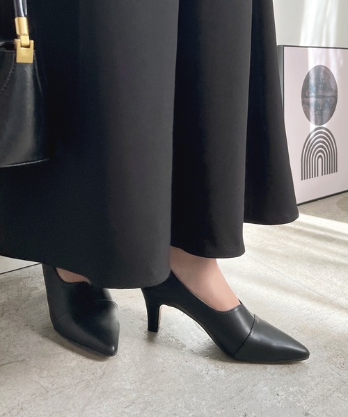 Futier land（フューティアランド）の「ダッシュできる切替ポインテッドトゥパンプス（パンプス・レディース・ブラック/アイボリー・36/37/38/40/39）」の8枚目の写真