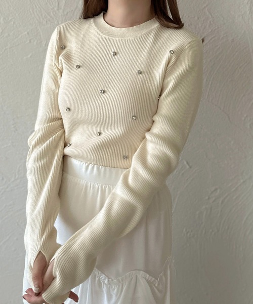 apres jour clair（アプレジュールクレア）の「【apres jour clair】ビジュー付きリブニット【ZOZOTOWN限定アイテム】（ニット/セーター・レディース・ブラック/アイボリー/サックスブルー・X-LARGE/フリー）」の8枚目の写真