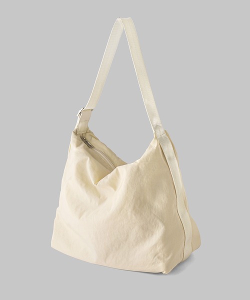 ANEMONE（アネモネ）の「ナイロンスクエアショルダーバッグ（ショルダーバッグ・レディース・カーキ/オフホワイト/ブラック/ホワイト/ベージュ/アイボリー・FREE）」の7枚目の写真