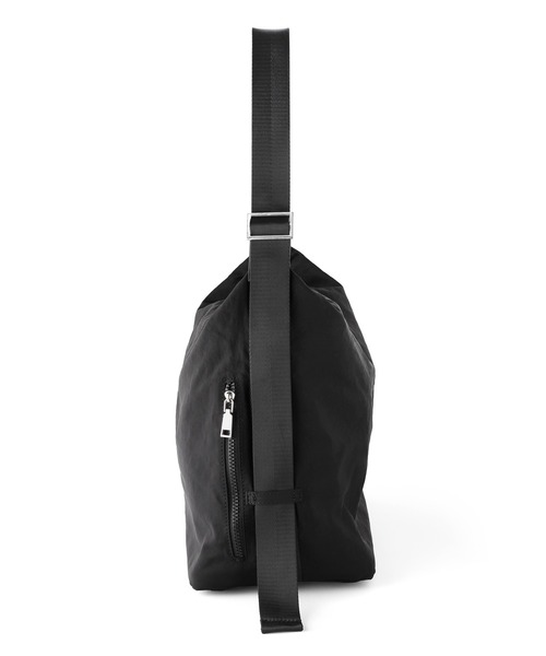 ANEMONE（アネモネ）の「ナイロンスクエアショルダーバッグ（ショルダーバッグ・レディース・カーキ/オフホワイト/ブラック/ホワイト/ベージュ/アイボリー・FREE）」の10枚目の写真