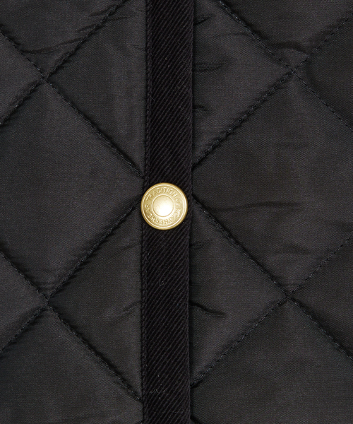 Traditional Weatherwear(トラディショナルウェザーウェア)の「【Traditional Weatherwear】 アークリー Aライン キルティングジャケット(ノーカラーコート・レディース・ネイビー/ブラック/ダークベージュ・34/32)」の19枚目の写真