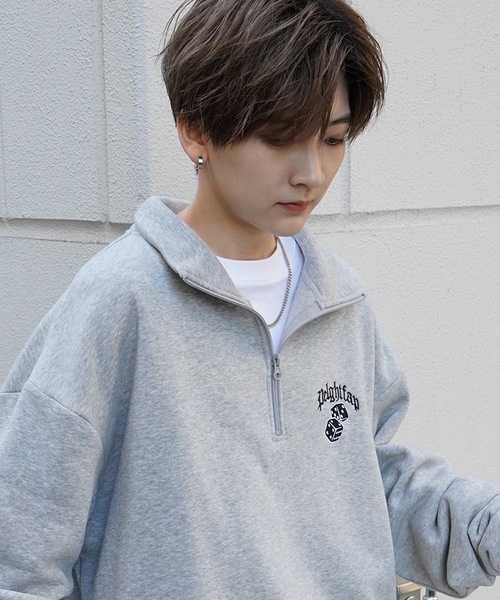 ILL'S（イルズ）の「ワンポイント刺繍ロゴ おじ刺繍 / デイリーウォーキング ビッグシルエット 裏起毛プルオーバーハーフジップスウェット カットソー ユニセックス【ILL'S】（スウェット・メンズ・グリーン系その他2/グレー系その他5/ベージュ系その他3/ブラック/グレー系1/ブラック系その他2/ブラック系その他4/杢グレー/ライトグレー系4/グレー系その他2/グレー系その他4/グリーン/グレー系その他/ブラック系その他5/グレー系その他3/ベージュ系その他/グレー系3/ライトグレー系5・L/M/XL）」の13枚目の写真