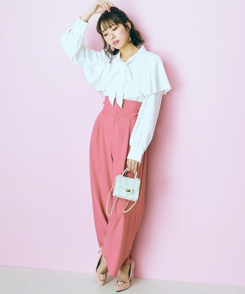 marun（マルン）の「＜大きいサイズ＞　フリルボータイブラウス  marun（シャツ/ブラウス・レディース・オフホワイト/サックスブルー/ピンク・4L/LL/3L/L/5L）」の13枚目の写真