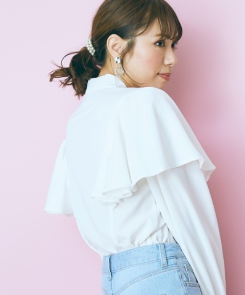 marun（マルン）の「＜大きいサイズ＞　フリルボータイブラウス  marun（シャツ/ブラウス・レディース・オフホワイト/サックスブルー/ピンク・4L/LL/3L/L/5L）」の9枚目の写真