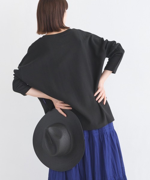 OMNES（オムネス）の「リップルダブルフェイス長袖Tシャツ（Tシャツ/カットソー・レディース・ホワイト/ブラック/グレー/ベージュ/モカ/ブルー/ピンク・FREE）」の19枚目の写真