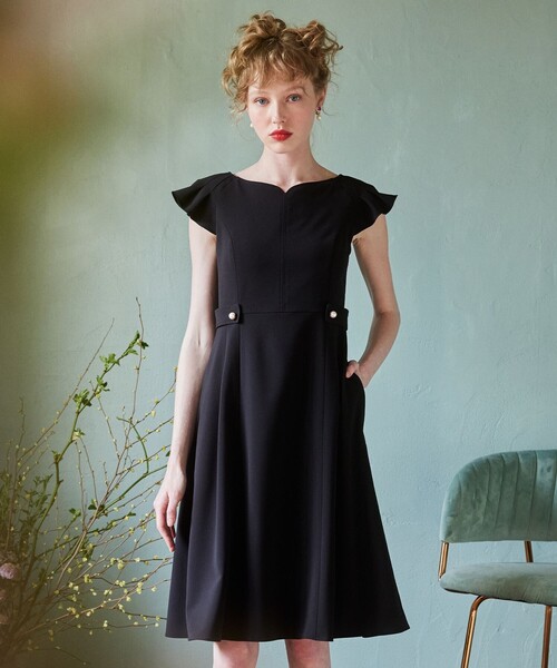 TOCCA（トッカ）の「FLY FREELY ドレス（ワンピース・レディース・ブラック系/ピンク系・2/0/4/6/00）」の2枚目の写真
