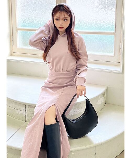 RESEXXY（リゼクシー）の「バックオープンフーディワンピース（ワンピース・レディース・ホワイト/ピンク/ブラック・FREE）」の16枚目の写真