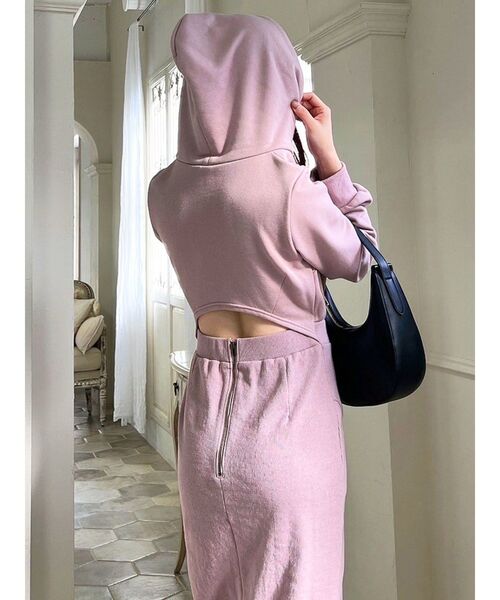 RESEXXY（リゼクシー）の「バックオープンフーディワンピース（ワンピース・レディース・ホワイト/ピンク/ブラック・FREE）」の21枚目の写真