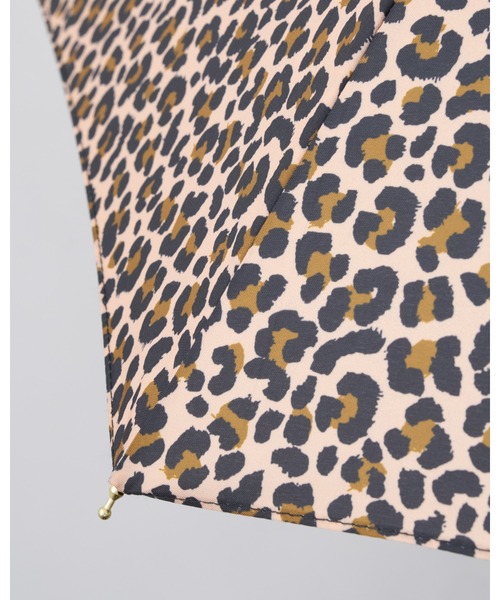 Traditional Weatherwear（トラディショナルウェザーウェア）の「【軽量】UMBRELLA BAMBOO LITE（長傘・レディース・レオパード・F）」の7枚目の写真