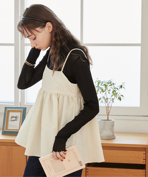 ANGIE（アンジー）の「ワッシャージャガードキャミソール（キャミソール・レディース・ベージュ/アイボリー/ブラック・FREE）」の17枚目の写真