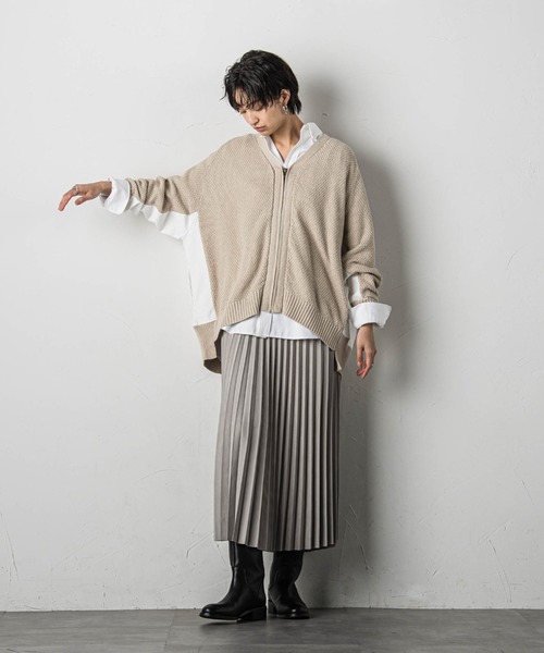 MAYSON GREY(メイソングレイ)の「【WEB別注】デニムコンビジップニットカーディガン(ニット/セーター・レディース・チャコールグレー/ベージュ・M)」の10枚目の写真