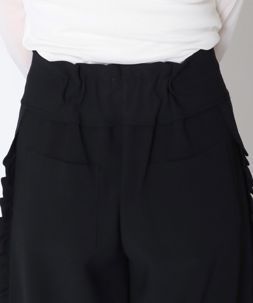 Three Four Time（ｽﾘｰﾌｫｰﾀｲﾑ）の「サイドフリルコクーンパンツ（その他パンツ・レディース・ブラック・FREE）」の11枚目の写真