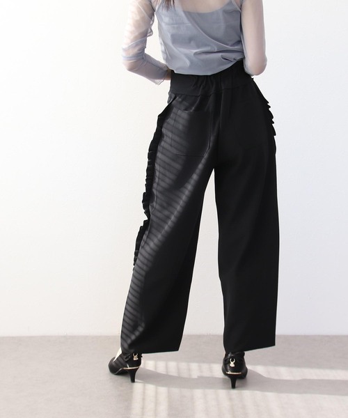 Three Four Time（ｽﾘｰﾌｫｰﾀｲﾑ）の「サイドフリルコクーンパンツ（その他パンツ・レディース・ブラック・FREE）」の6枚目の写真