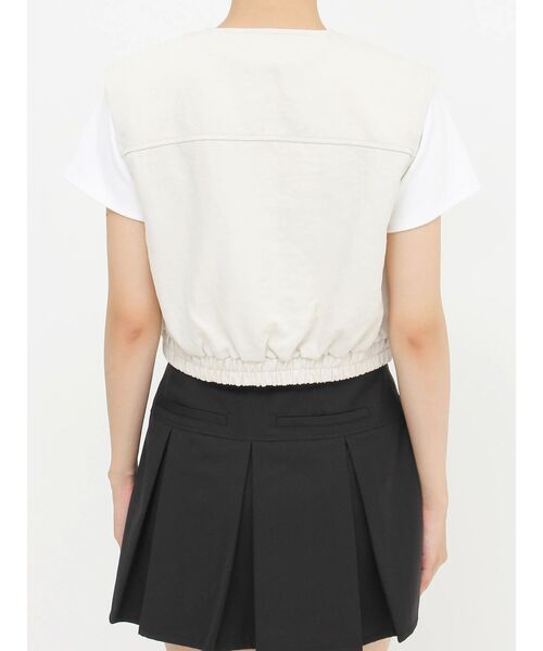 EMODA(エモダ)の「アウトポケットショートベスト(ベスト・レディース・アイボリー/ブラック/グレー・FREE)」の15枚目の写真