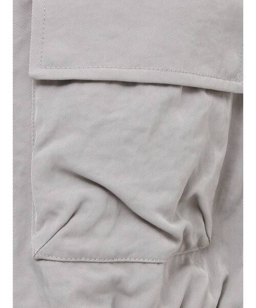 EMODA(エモダ)の「アウトポケットショートベスト(ベスト・レディース・アイボリー/ブラック/グレー・FREE)」の10枚目の写真