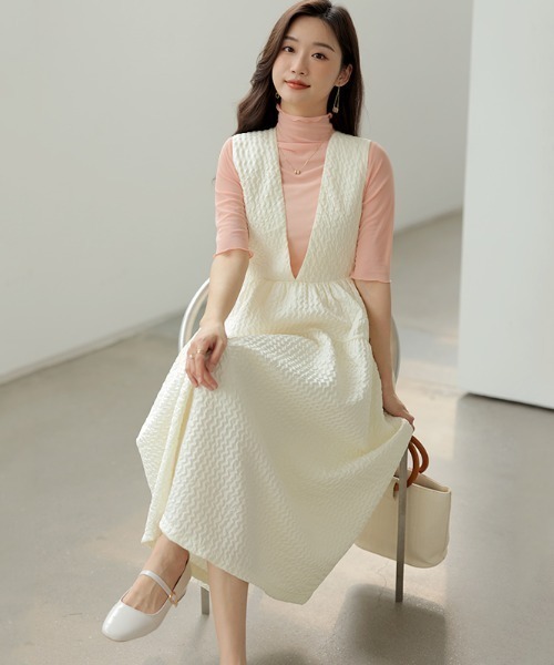 COCOMOMO(ココモモ)の「ハイネックシアートップス メローフリル 五分袖 シアートップス ハイネック 半袖 シアー レイヤードインナー(Tシャツ/カットソー・レディース・ブラック/ベージュ/パープル/ホワイト/ピンク/グリーン/ダークブルー・FREE)」の20枚目の写真