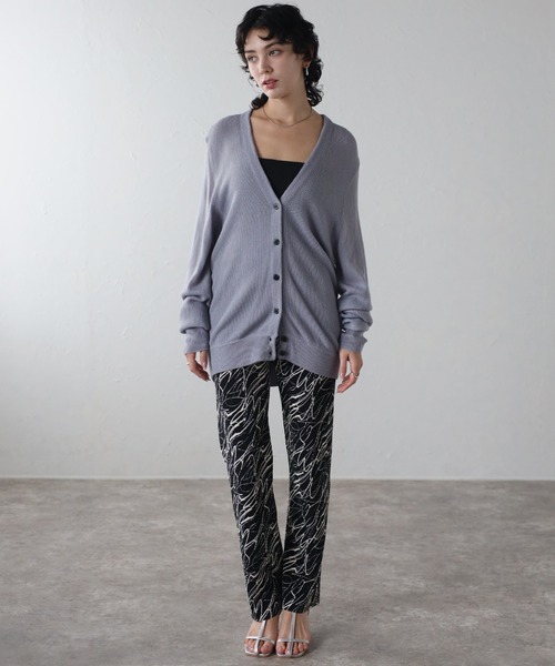 amini（アミニ）の「【2024 S/S 新作】柄プリーツパンツ（スラックス・レディース・アイボリー/ブラック・MEDIUM）」の11枚目の写真