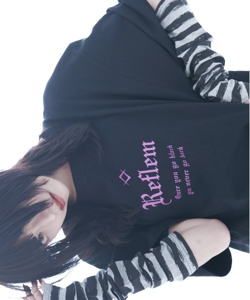 REFLEM（レフレム）の「『REFLEM/レフレム』ホログラムプリントTシャツ