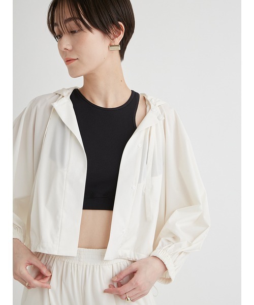 emmi（エミ）の「eco ラッシュガードポンチョフーディー（ナイロンジャケット・レディース・ブラック/オフホワイト・FREE）」の5枚目の写真