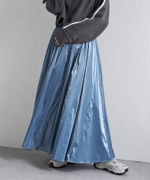 VENCEEXCHANGE（ヴァンスエクスチェンジ）の「メタリックギャザースカート（スカート・レディース・シルバー/ブルー/ブラック/オフホワイト・FREE）」の4枚目の写真